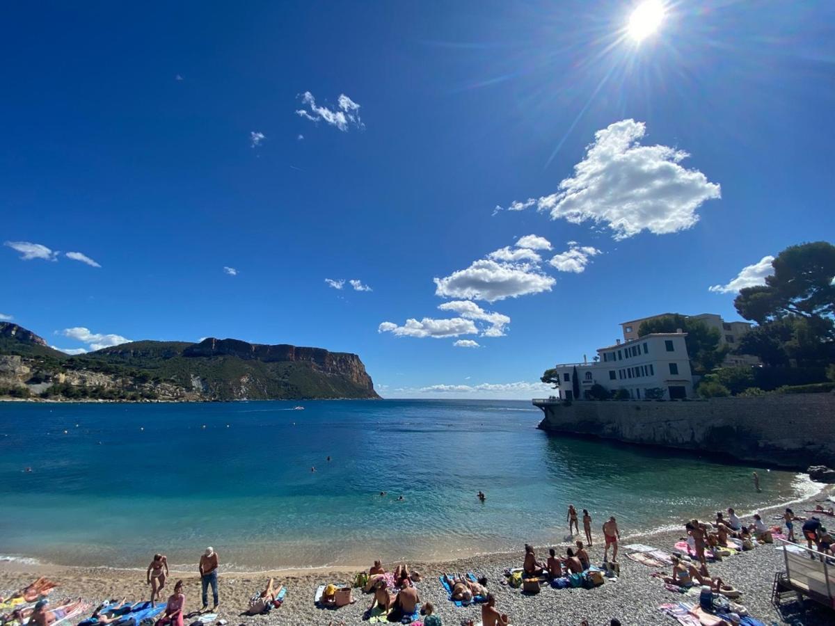 Au Bord De L'Eau Studio Climatise Avec Terrasse Et Vue Mer A 40M De La Plage Cassis Exterior foto